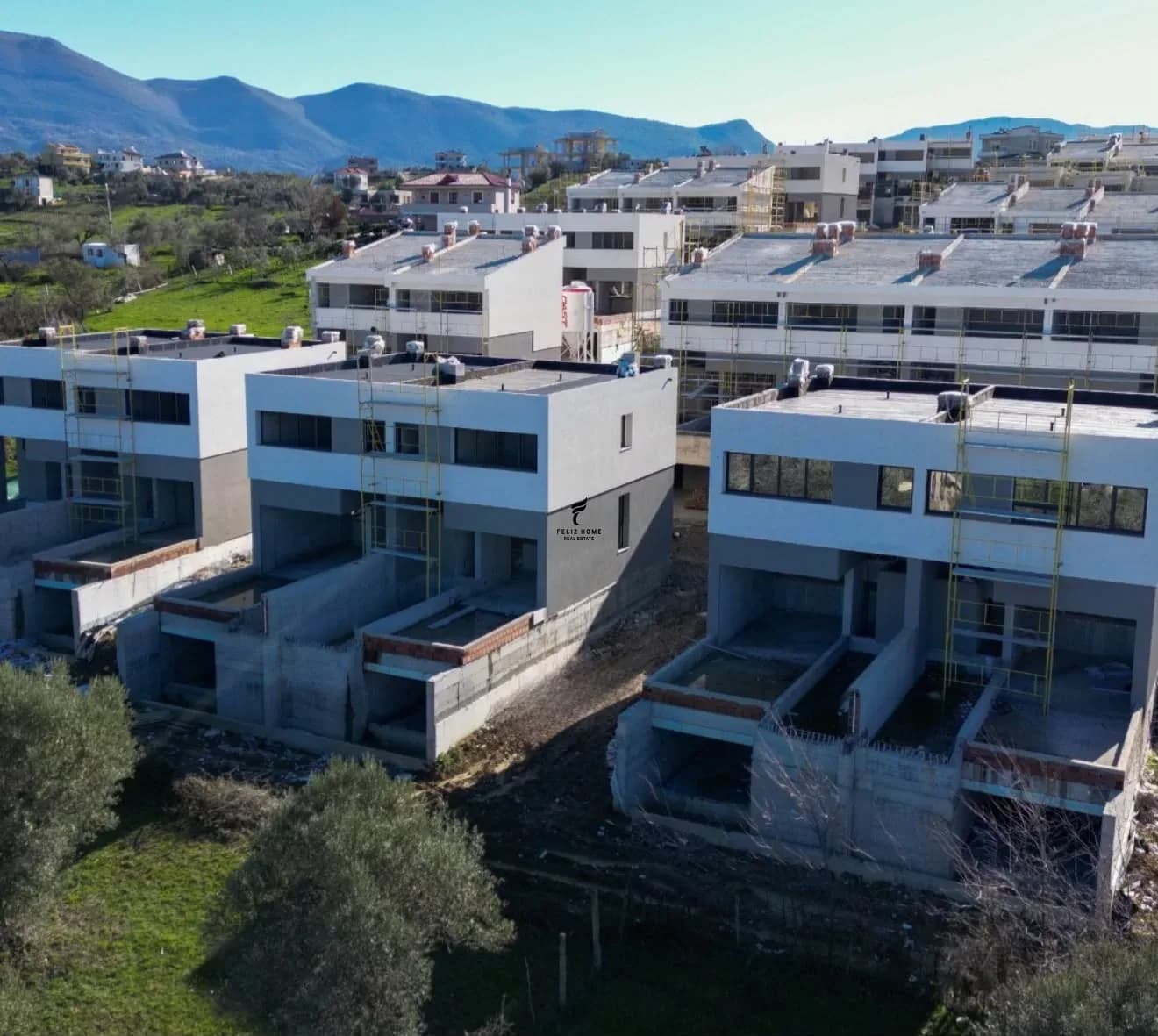 SHITET VILË LUKSOZE 230 M2 LUNDER 710.000 EURO 2