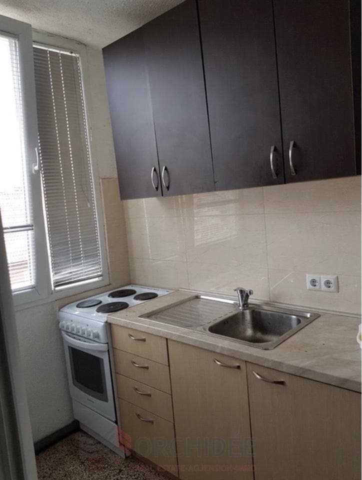 📍 Bregu i Diellit – Përballë Ambulancës, rr. Hyzri Talla 🏢 2