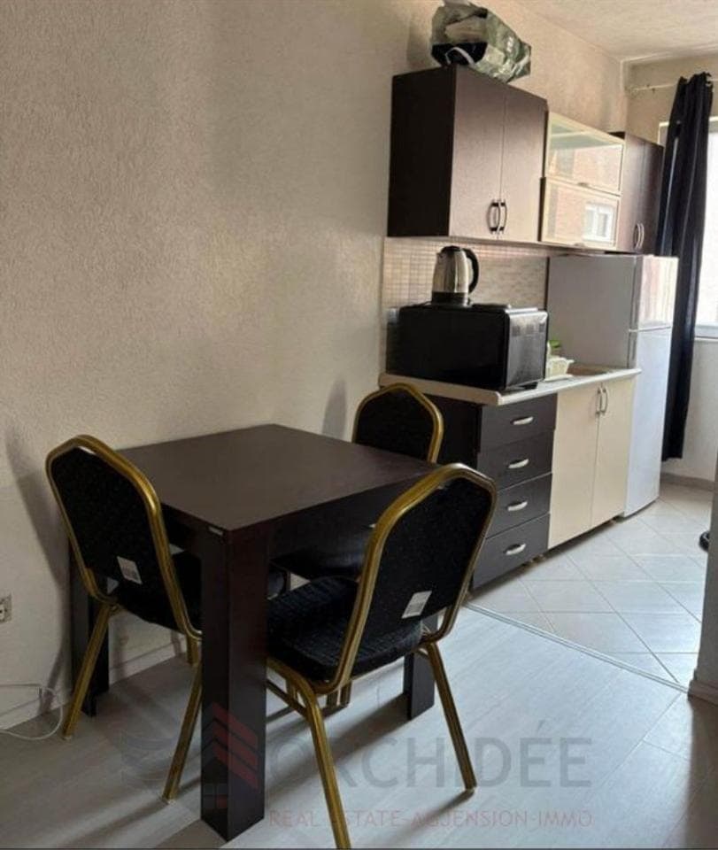🏢 Banese me QIRA – Rruga Muharrem Fejza (te Shkolla Pavarës 3
