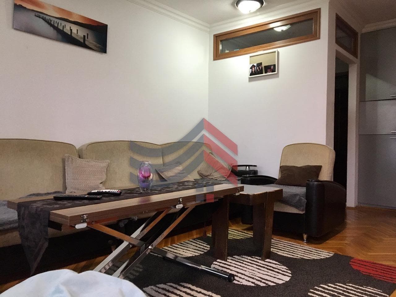 Banesë në shitje në lagjen Dardania 2