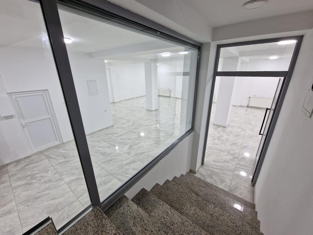 Lokal me qera ne Lagjen Dodona🏢 3