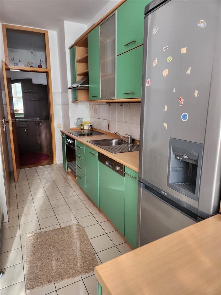 Banese me qera ne Dardani tek posta kryesore🏢 3