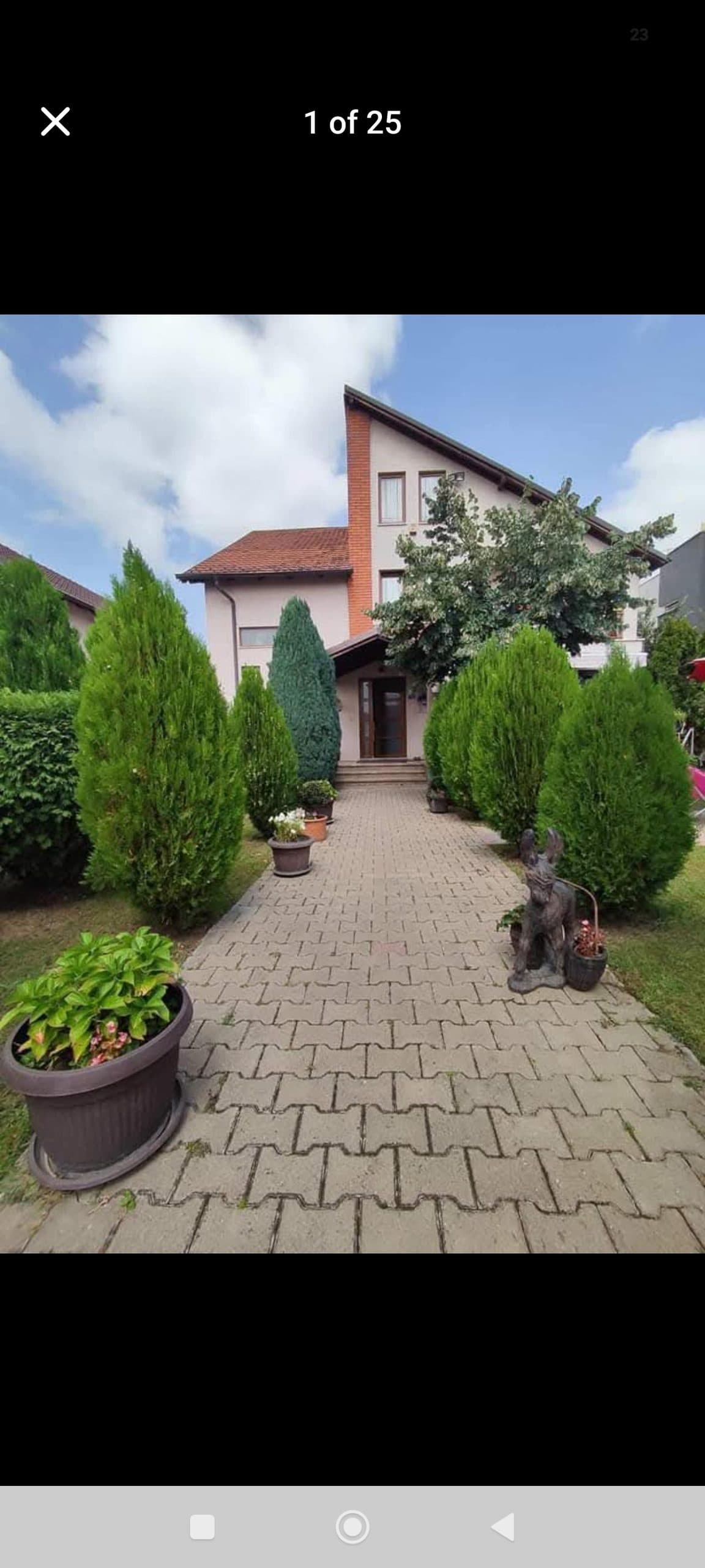 Shtëpi 350m² me 5 dhoma gjumi me qira në Çagllavicë