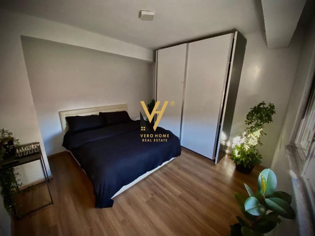 JEPET APARTAMENT 1+1 ME QERA TE RR.HOXHA TAHSIM 40.000 LEKE 4
