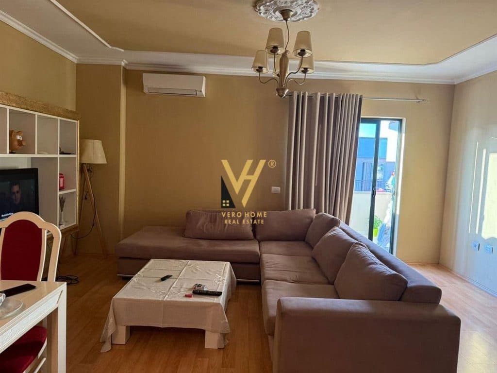 JEPET APARTAMENT 1+1+BLK ME QIRA TE RRUGA BESIM ALLA 45.000 LEKE