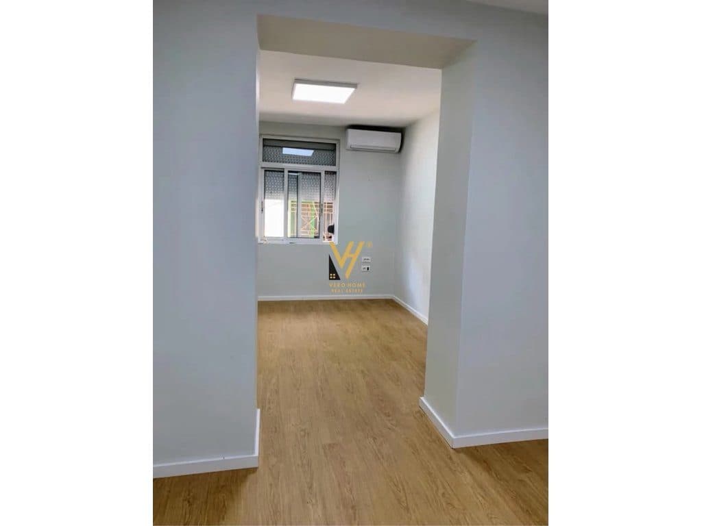 JEPET ZYRE 36 M2 ME QERA TE BLLOKU 450 EURO 2
