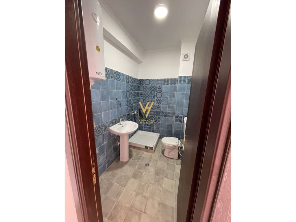 Shitet Apartament 2+1+2+ballkon te Kompleksi Frata 105 m2 2