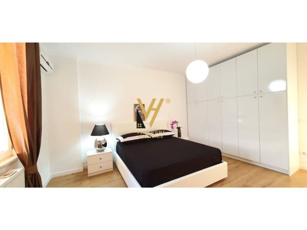 Jepet Apartament 2+1+ballkon me qera te Rruga e Kosovareve 104 m2 4
