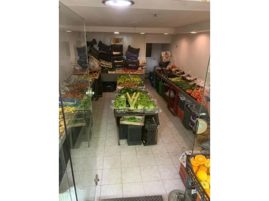 Shitet Ambient Biznesi te Lulishtja 1 Maj 50 m2