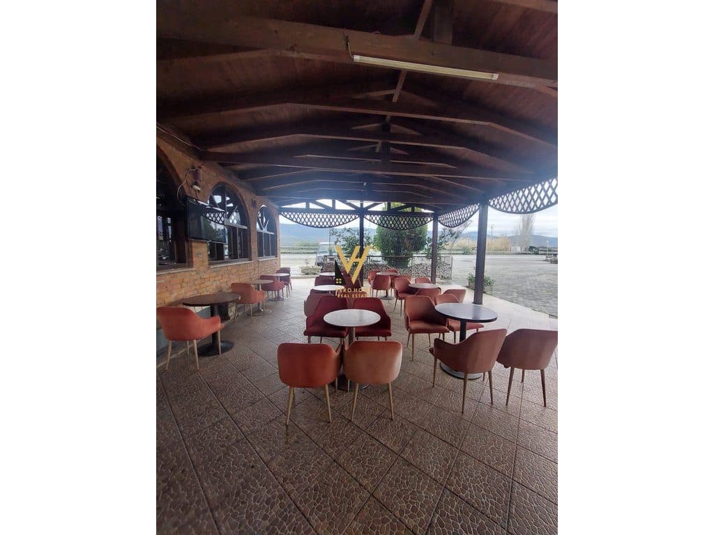 SHITET AMBIENT KOMERICIAL 9.220 M2 NE MILOT 1.300.000 EURO