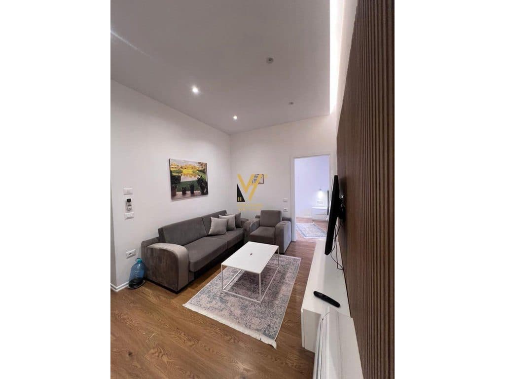 JEPET APARTAMENT 2+1+BLK ME QERA TE RRUGA E DURRESIT 75.000 LEKE