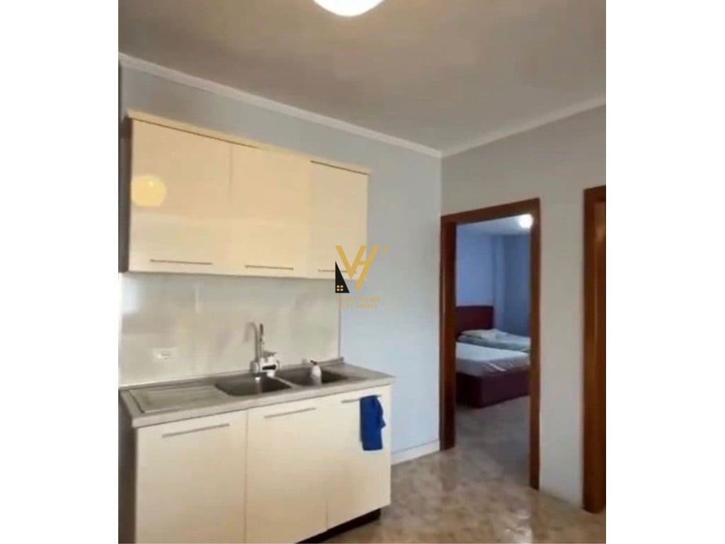 JEPET APARTAMENT 2+1 ME QIRA NE LAPRAKE 60.000 LEKE