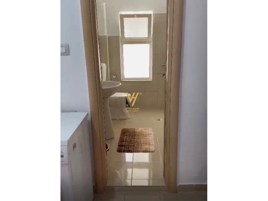 JEPET APARTAMENT 1+1 ME QIRA TE RRUGA E DIBRES 40.000 LEKE 3