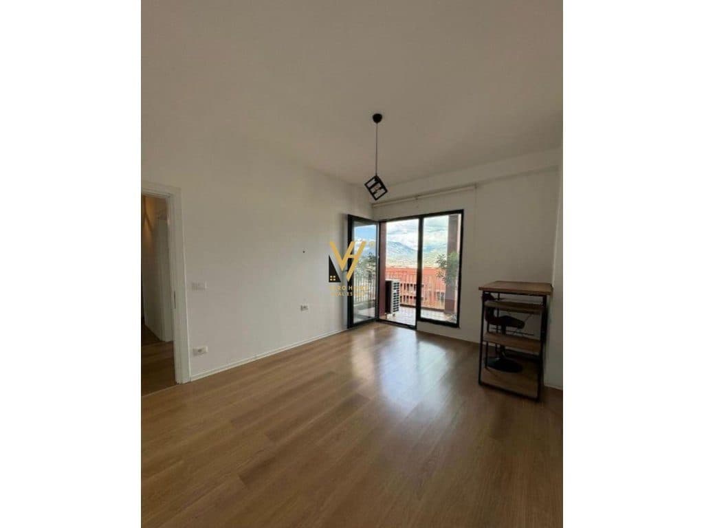 SHITET APARTAMENT 3+1+2 TE GARDEN BUILDING,RRUGA E KAVAJES 432.000 EURO 3