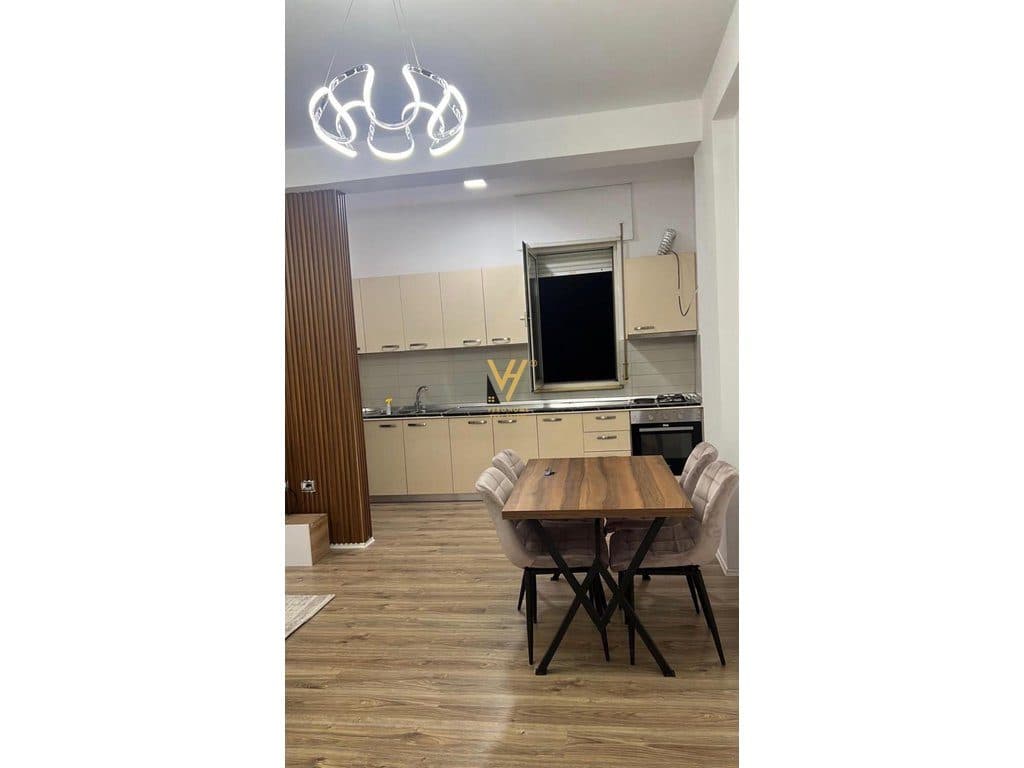 JEPET APARTAMENT 1+1+BLK ME QIRA TE LIQENI I THATE 60.000 LEKE 3