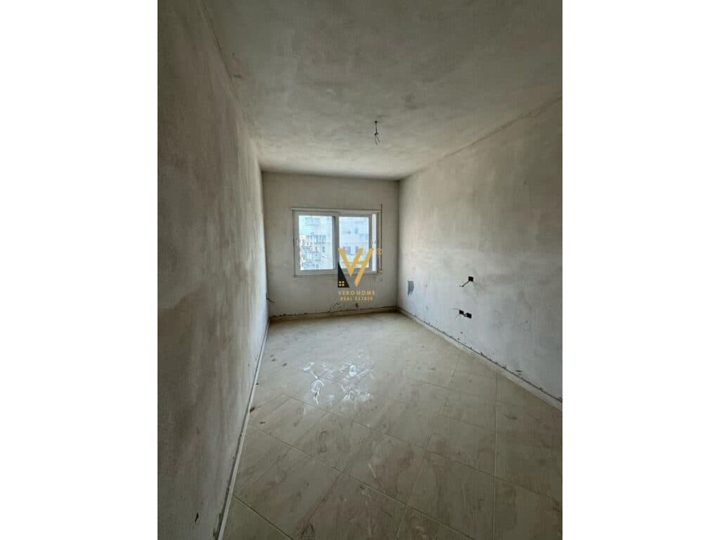 Shitet Apartament 3+1+2+ballkon te Fresku 123 m2