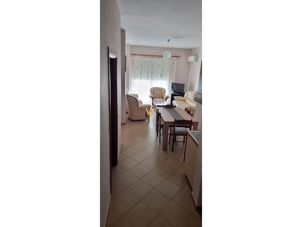 Jepet Apartament 1+1+ballkon me qera te Kopshti Botanik 74 m2 4