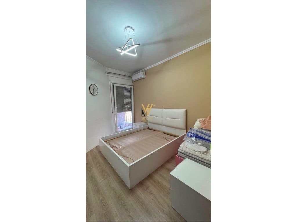 JEPET APARTAMENT 1+1+BLK ME QERA NE BRRYL 60.000 LEKE 3