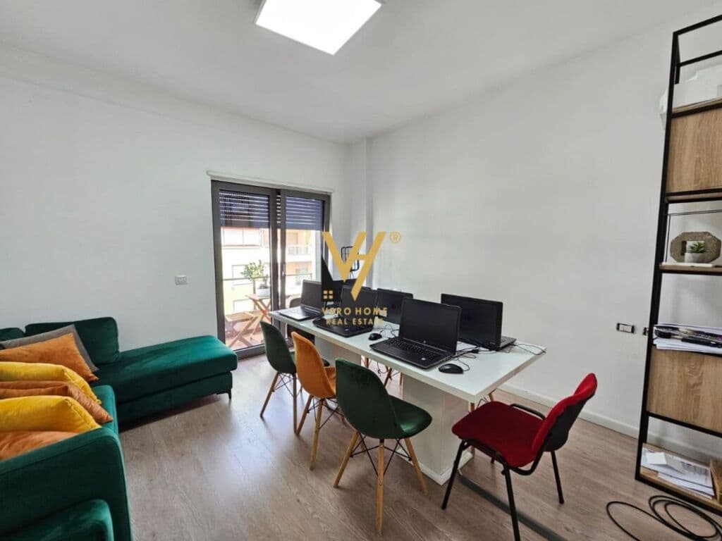 Jepet zyre me qera te Zogu i Zi 112 m2 3