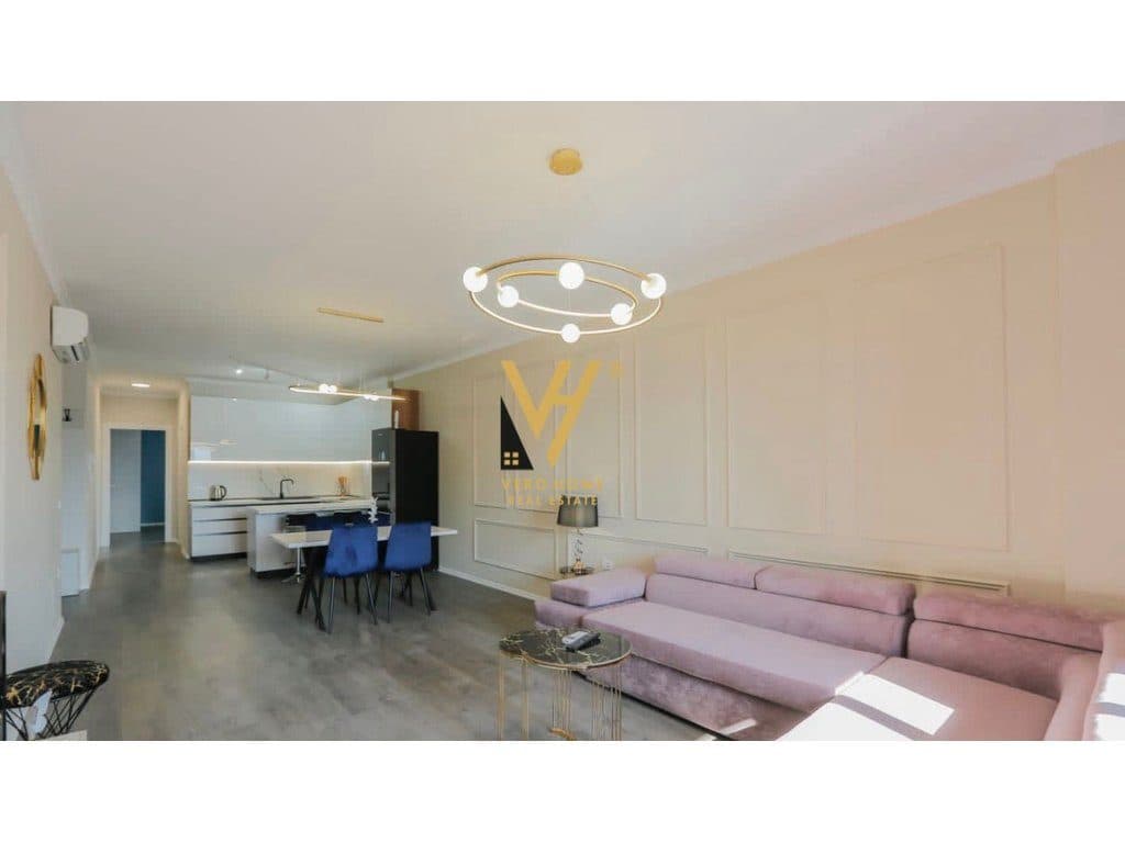 JEPET APARTAMENT 2+1+2+2BLK ME QIRA TE KOMUNA E PARISIT 1.300 EURO 3