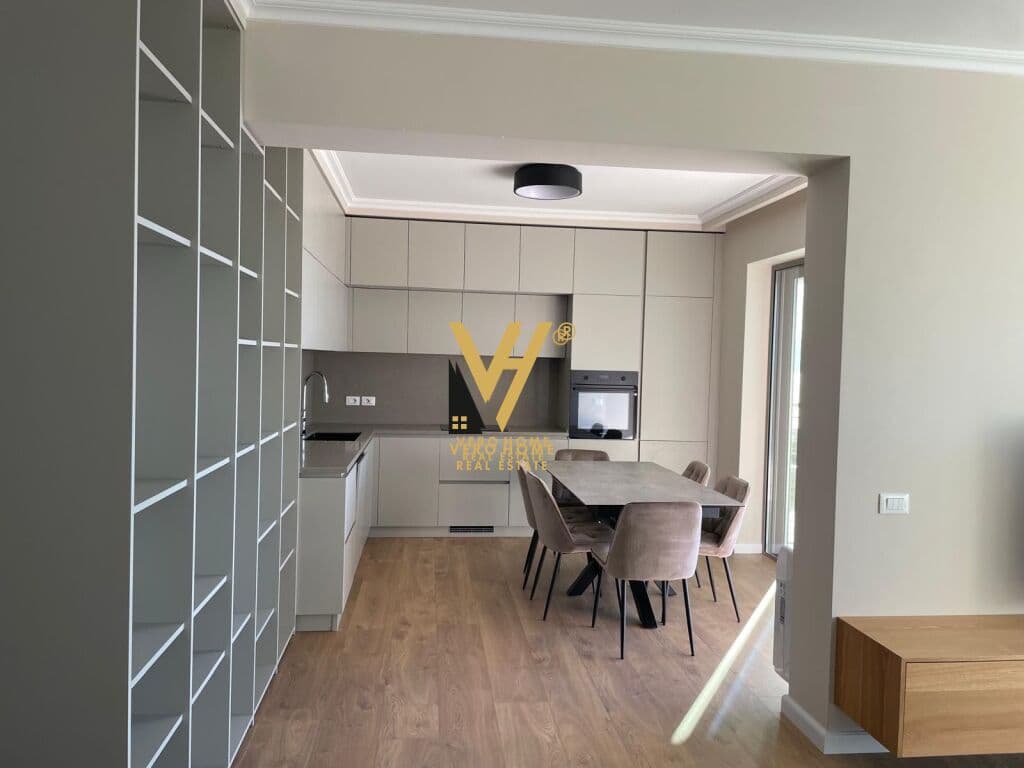 JEPET APARTAMENT 2+1+2+BLK ME QERA NE VLORE 1.250 EURO 2