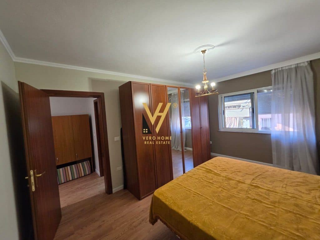 JEPET APARTAMENT 1+1+BLK ME QIRA TE KOMUNA E PARISIT 70.000 LEKE 3