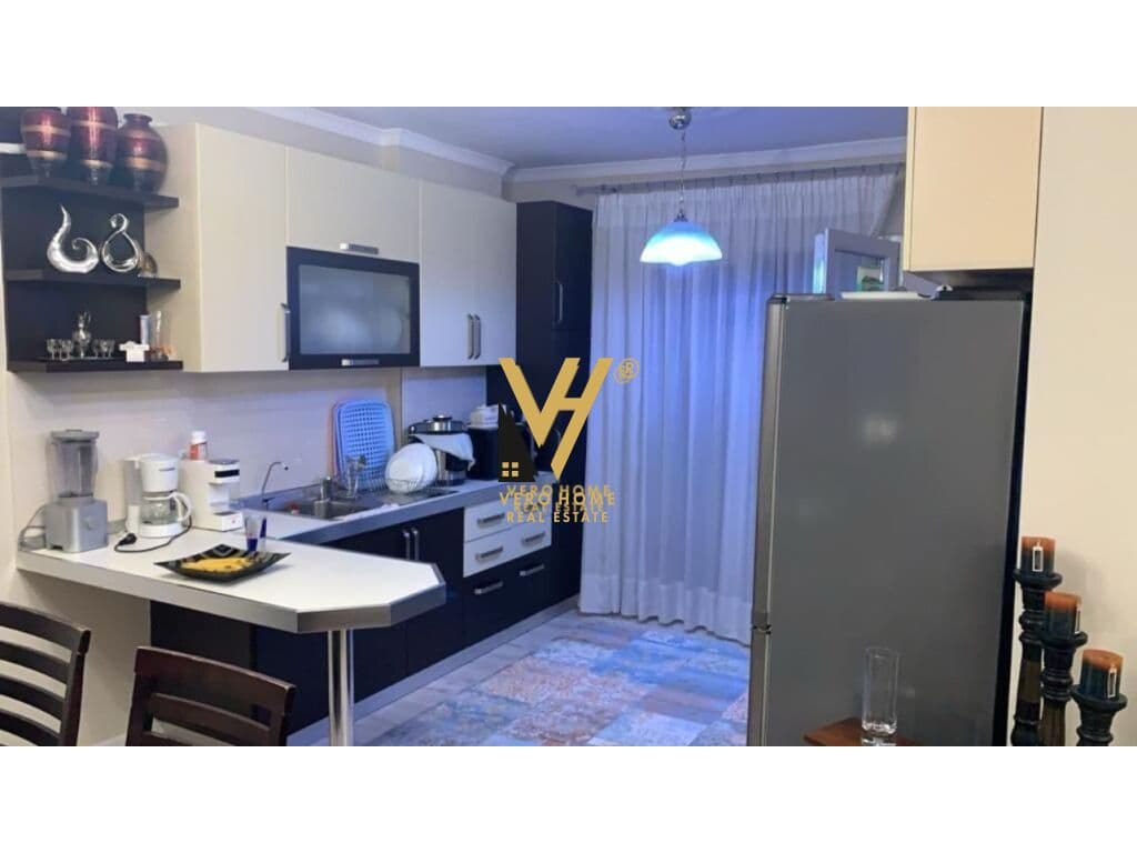 SHITET APARTAMENT 2+1+BLK TE RRUGA E DURRESIT 225.000 EURO 2