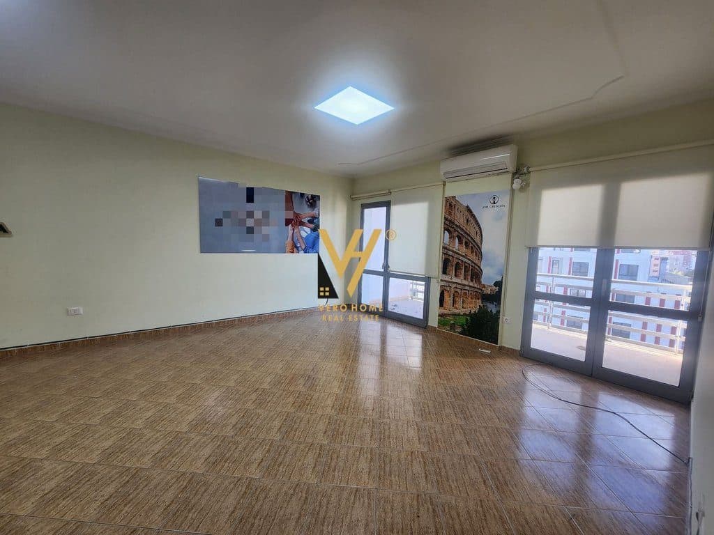 JEPET ZYRE 100 M2 ME QIRA TE ZOGU I ZI 800 EURO 2