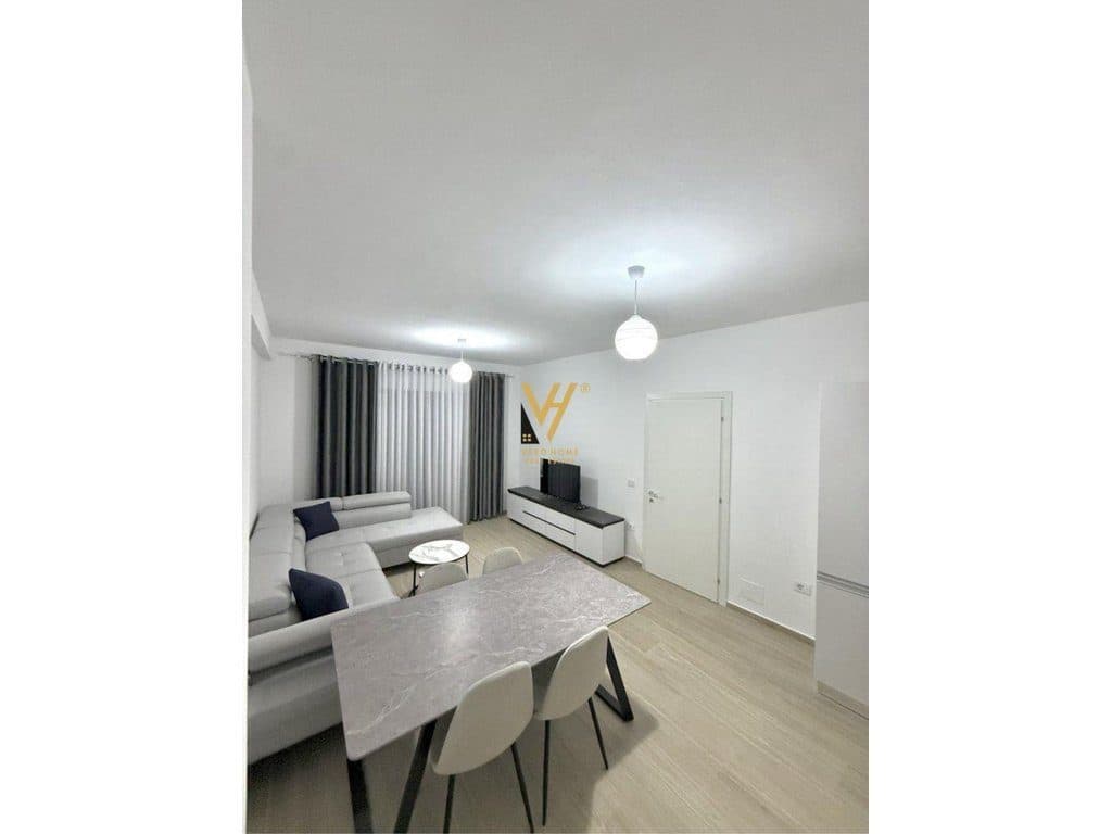JEPET APARTAMENT 2+1+2+BLK ME QERA TE UNAZA E RE 60.000 LEKE