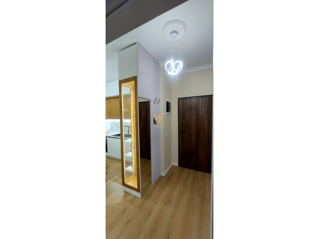 Jepet Apartament 2+1+ballkon me qera te Kompleksi Grand Gallery , Yzberisht 100 m2 3