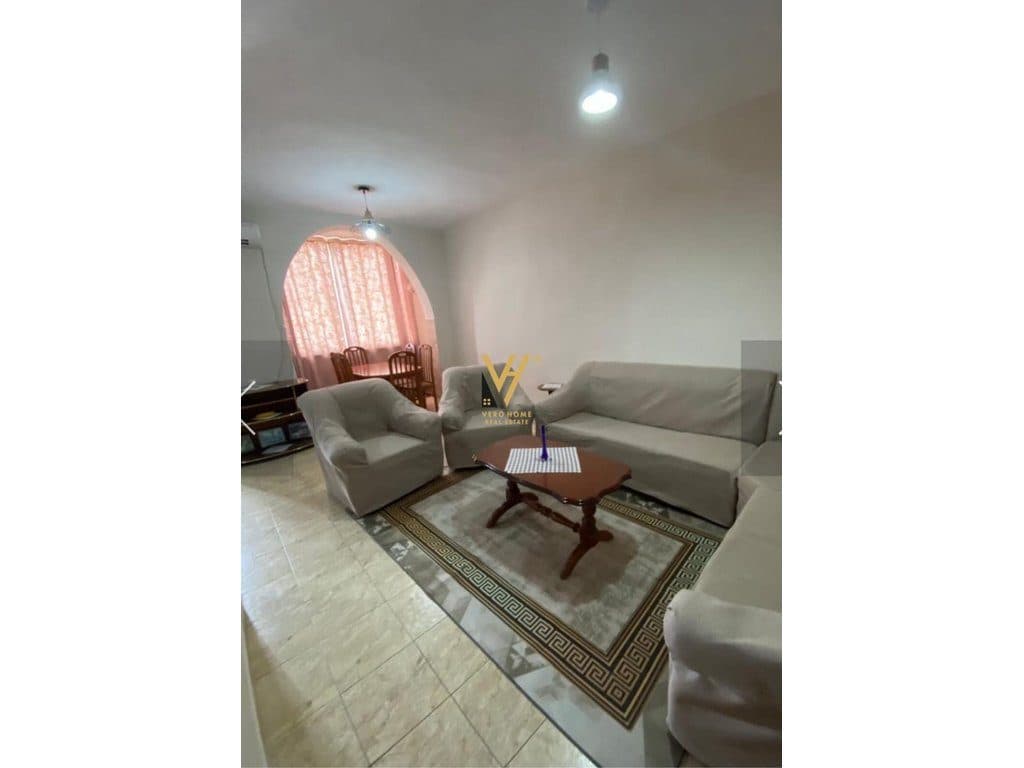 JEPET APARTAMENT 2+1 ME QERA, RRUGA “ALI VISHA” 65.000 LEKE