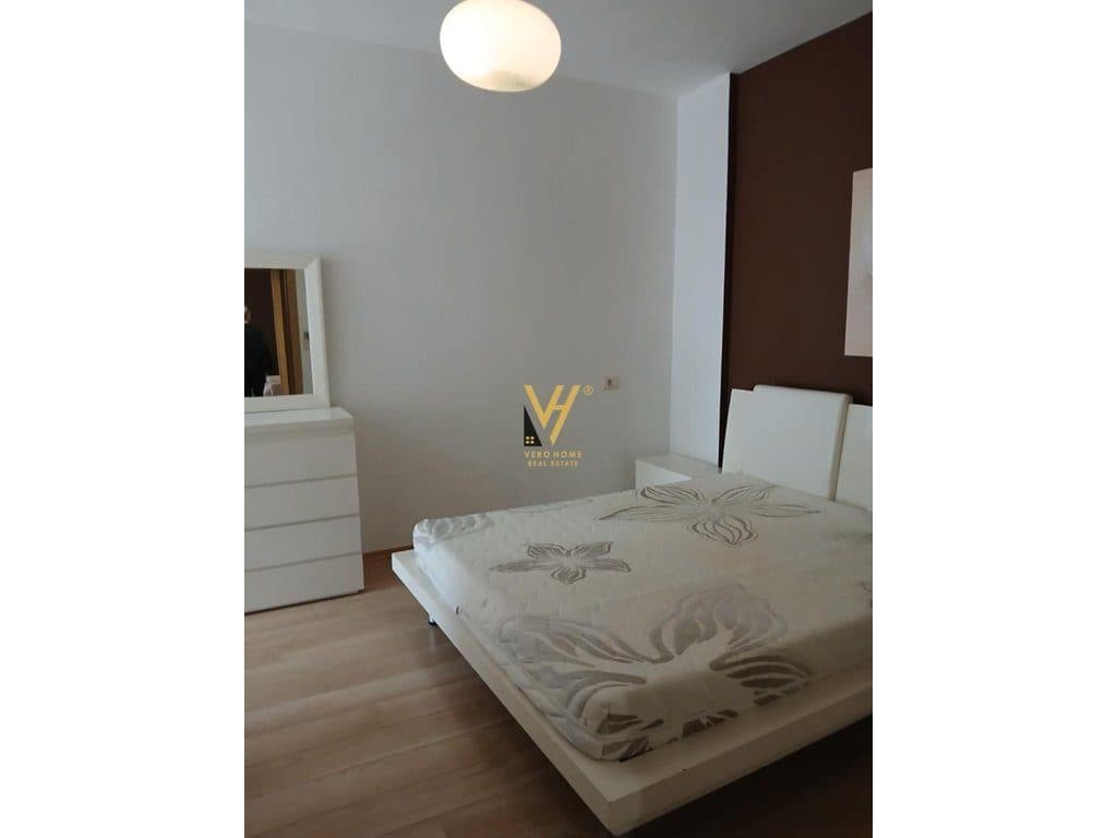 JEPET APARTAMENT 2+1+2 ME QIRA TE RRUGA PETI 70.000 LEKE 4
