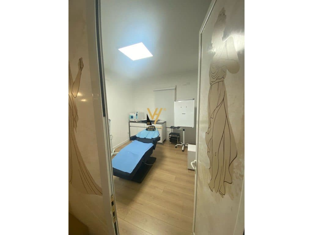 JEPET AMBIENT ME QERA TE KOPSHTI ZOOLOGJIK 1.500 EURO 3