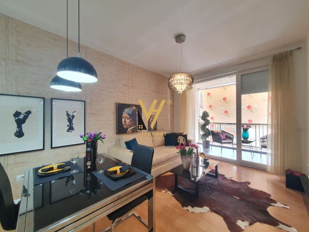 Jepet Apartament 1+1 me qera te 21 Dhjetori 80 m2 4