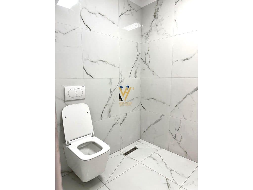 JEPET DYQAN 80 M2 ME QIRA TE KOMUNA E PARISIT 600 EURO 3