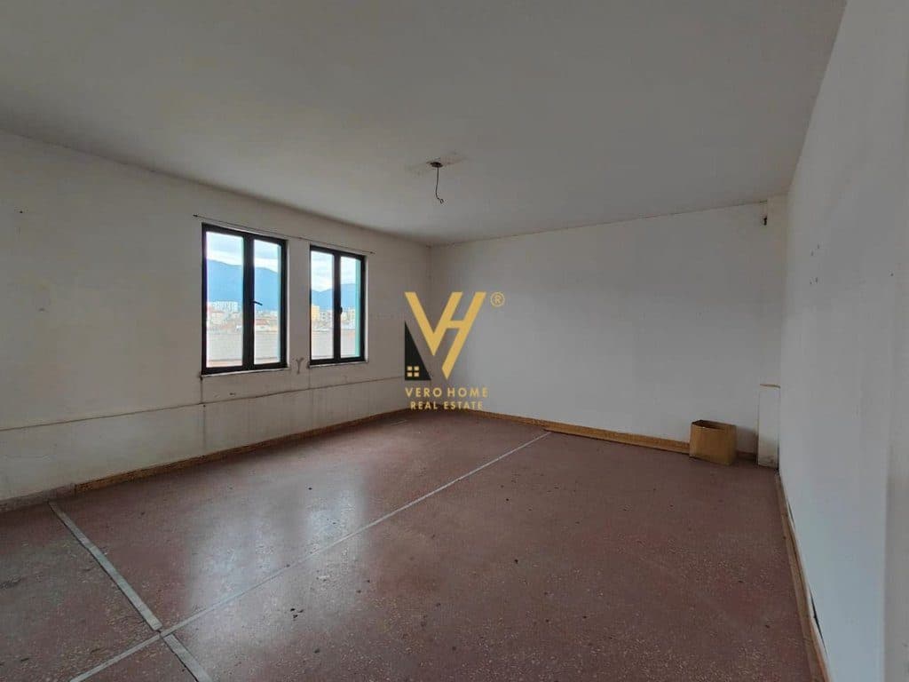 SHITET AMBIENT BIZNESI 740 M2 TE FERIT XHAJKO 70.000.000 LEKE 4