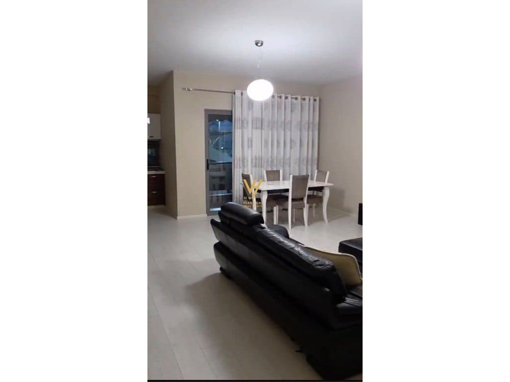 JEPET APARTAMENT 2+1+2+BLK ME QIRA TE RRUGA E KOSOVAREVE 1.200 EURO