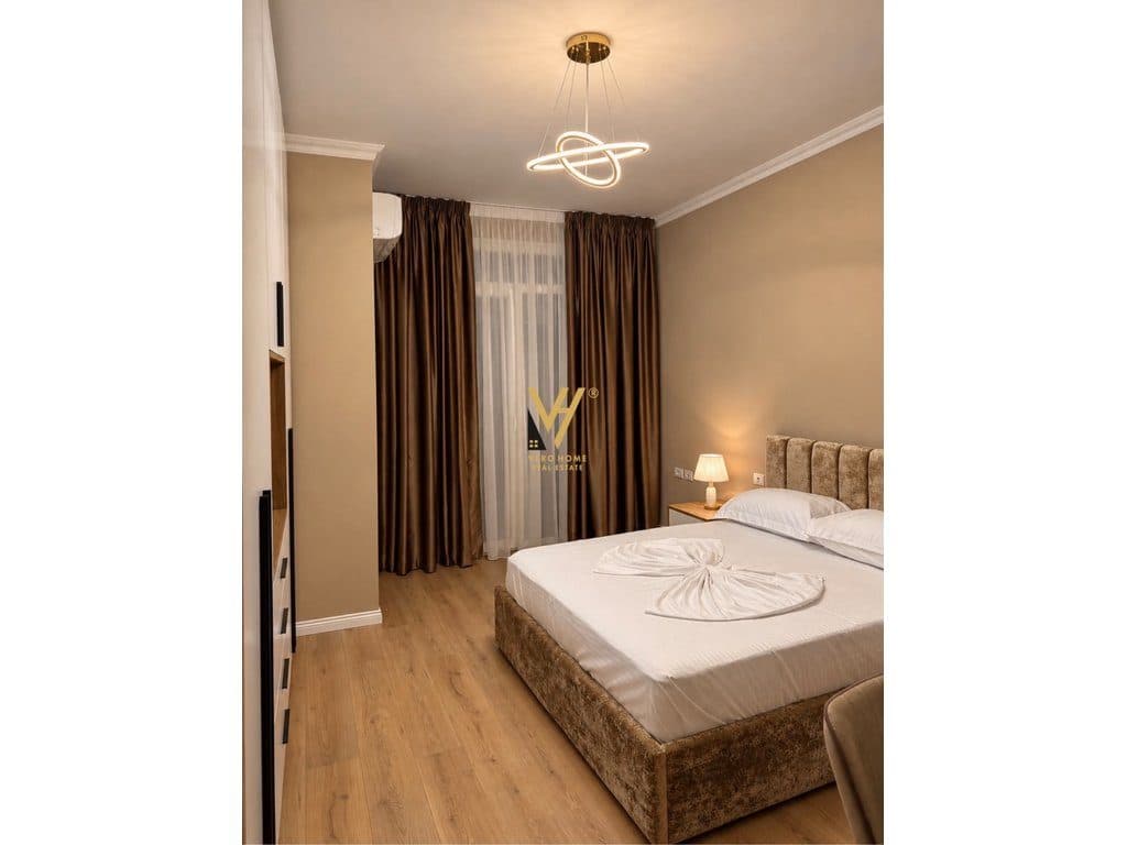 JEPET APARTAMENT 2+1+2+BLK ME QERA TEK KOPSHTI BOTANIK 1.200 EURO 3