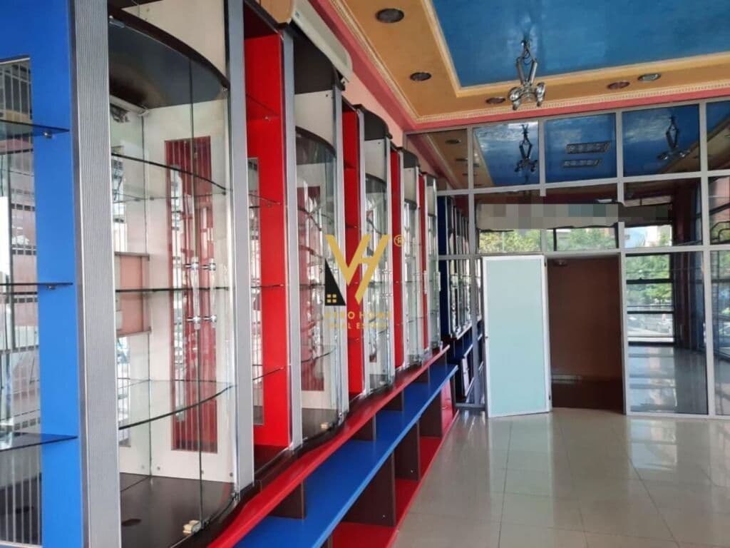 Jepet Ambient Biznesi me qera te Zogu i Zi 70 m2