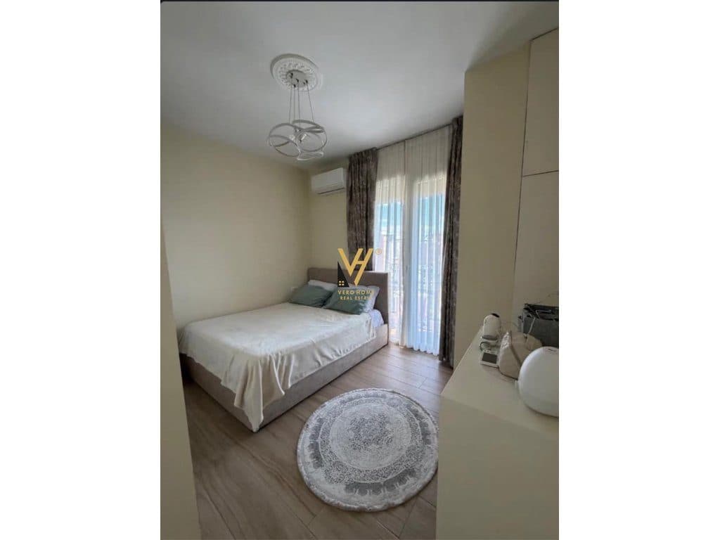 JEPET APARTAMENT 2+1+BLK ME QIRA TE RRUGA E DIBRES 1.000 EURO 2