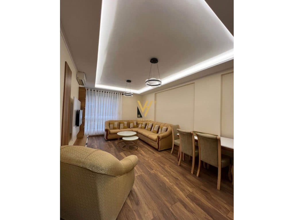 JEPET APARTAMENT 1+1 ME QERA TE PAZARI RI 600 EURO