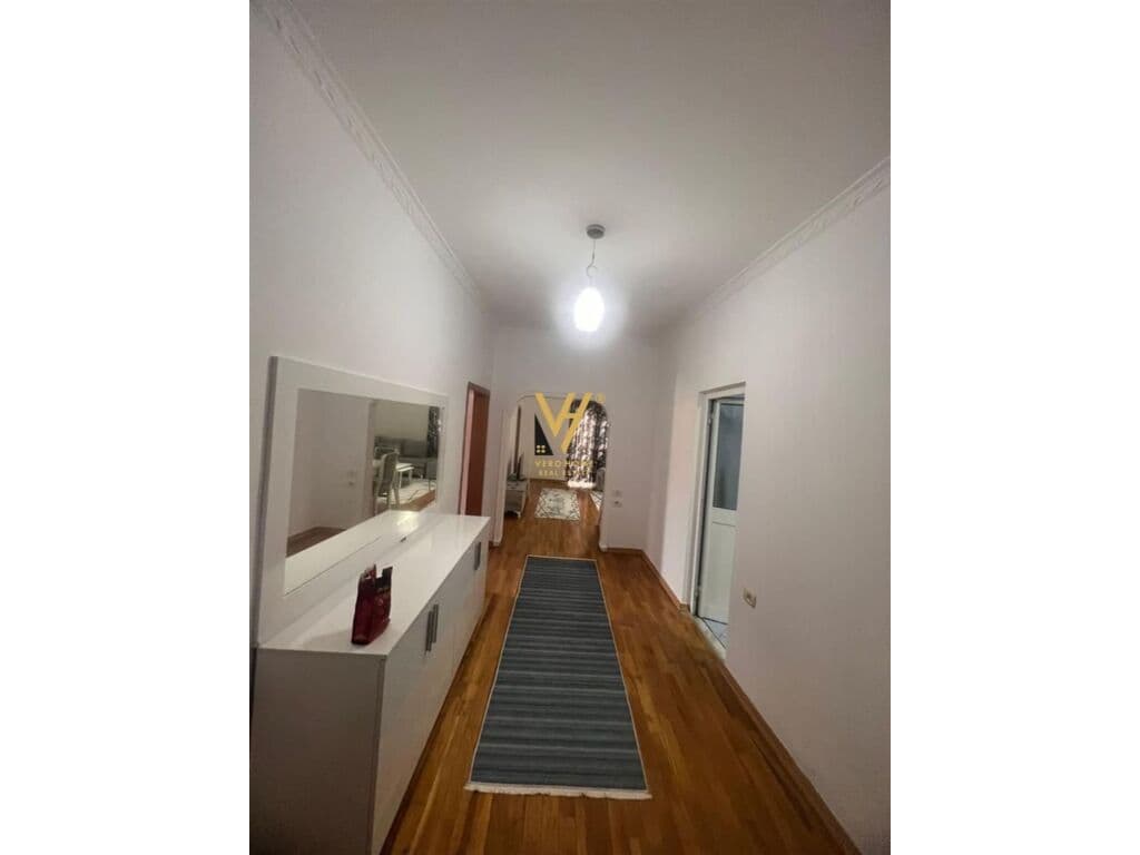 Jepet Apartament 2+1+ballkon me qera ne Don Bosko 135 m2 4