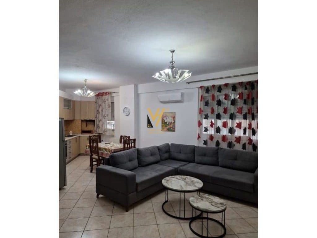 JEPET APARTAMENT 2+1+2+2BLK ME QERA TE RRUGA VASO PASHA 950 EURO