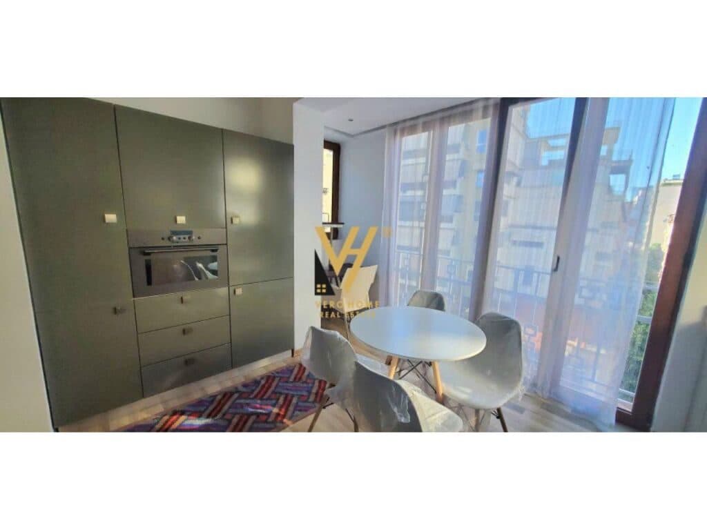 Jepet Apartament 1+1+ballkon me qera te Rruga Myslym Shyri 65 m2 3