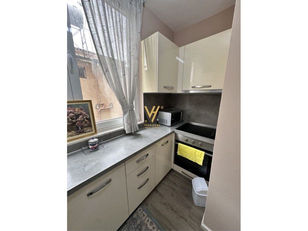 JEPET APARTAMENT 2+1 ME QERA TE KESH,KOMUNA E PARISIT 70.000 LEKE 2