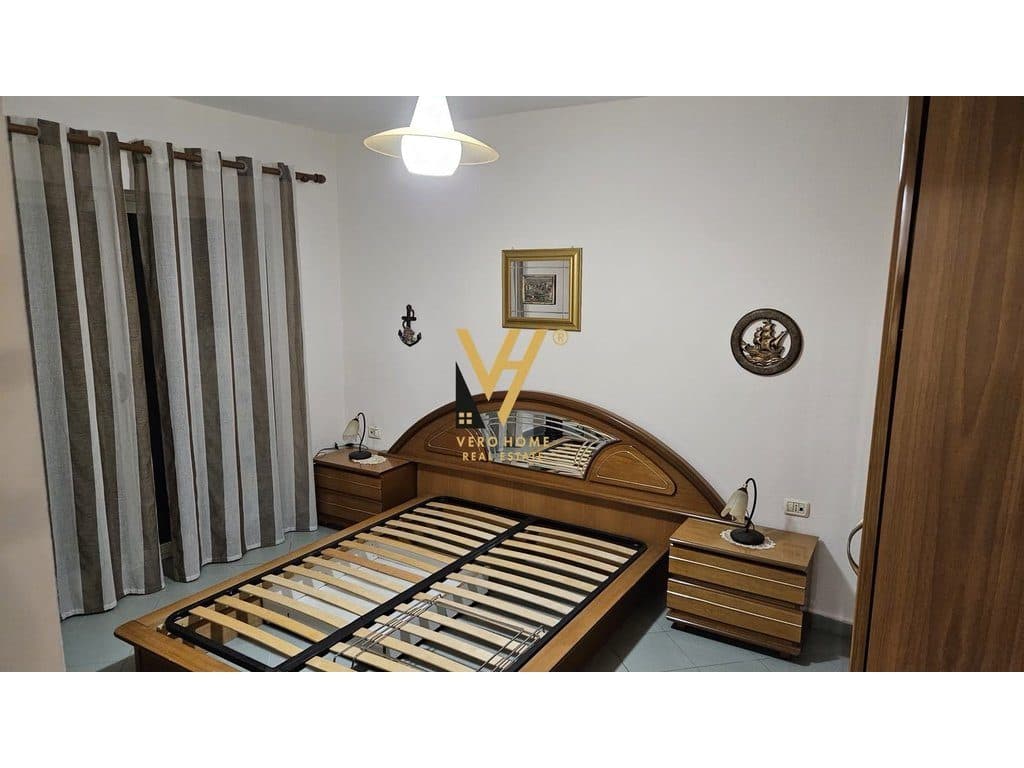 JEPET APARTAMENT 2+1 ME QIRA TE RRUGA E KAVAJES 60.000 LEKE 3