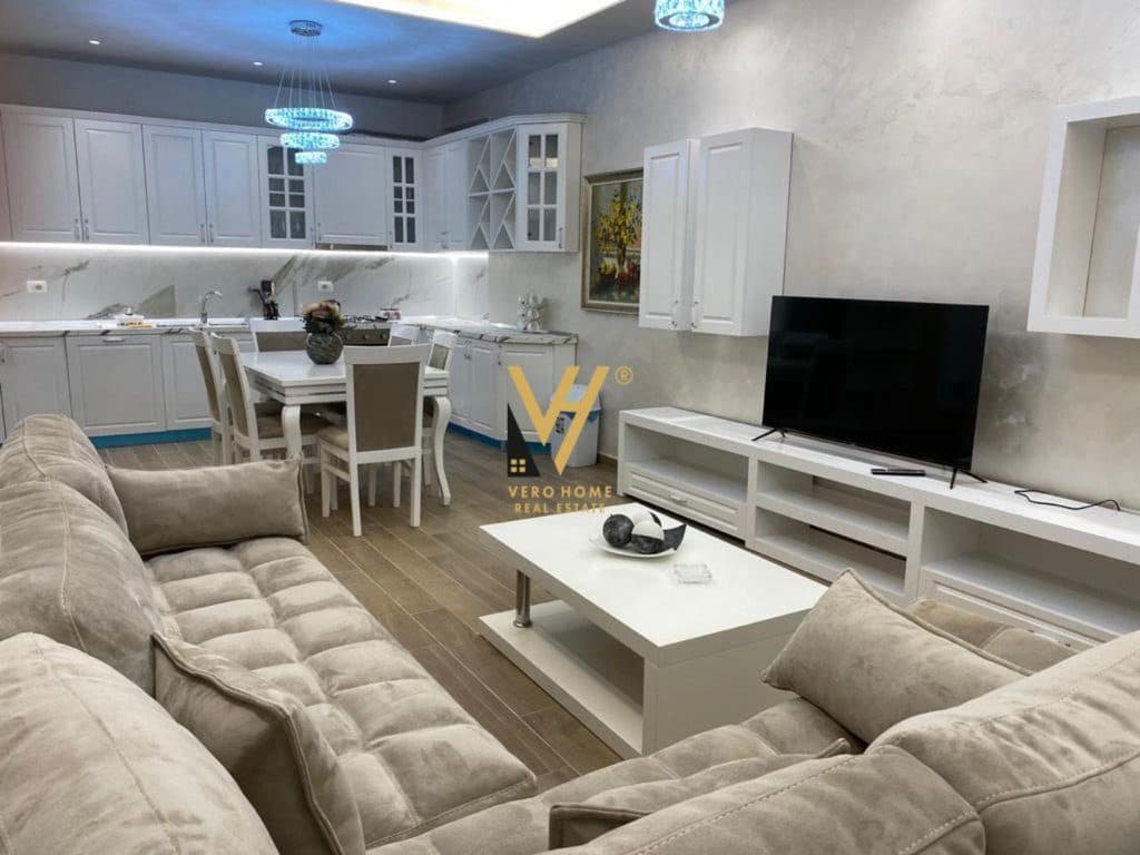 JEPET APARTAMENT 2+1+BLK ME QERA NE YZBERISHT 60.000 LEKE
