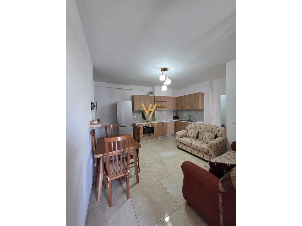 JEPET APARTAMENT 2+1+BLK ME QERA NE ASTIR 50.000 LEKE