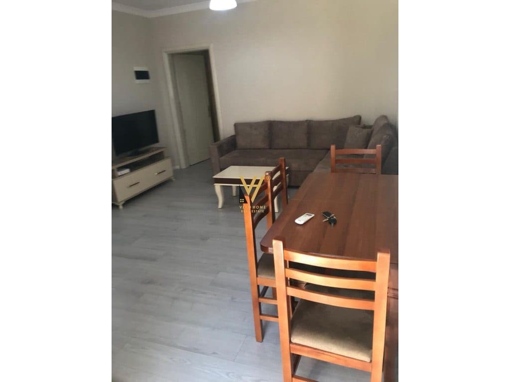 JEPET APARTAMENT 1+1+OBORR ME QIRA NE ALI DEM 50.000 LEKE