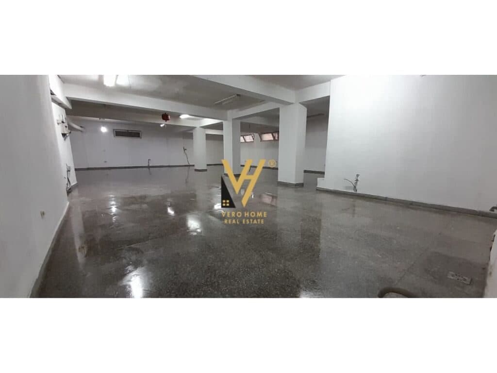 Jepet Ambient Biznesi me qera te Rruga Mine Peza 200 m2 3
